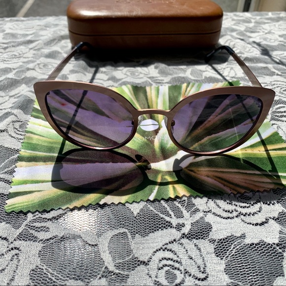 KOMONO Cat Eye Sunglasses - Picture 5 of 5